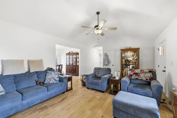$400,000 | 3097 Liberty Chapel Road, Appomattox, VA 24522