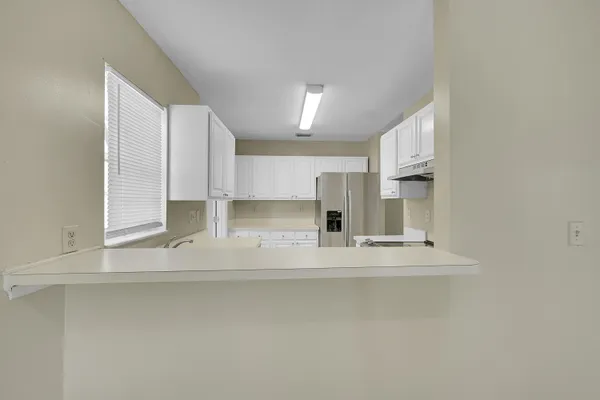 $3,300 | 901 10th Street, West Palm Beach, FL 33401