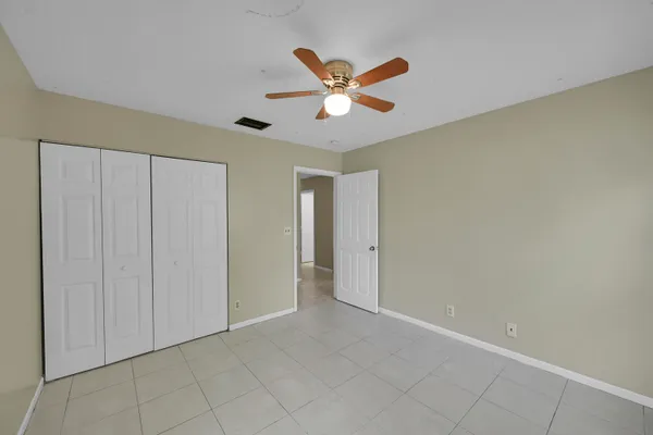 $3,300 | 901 10th Street, West Palm Beach, FL 33401