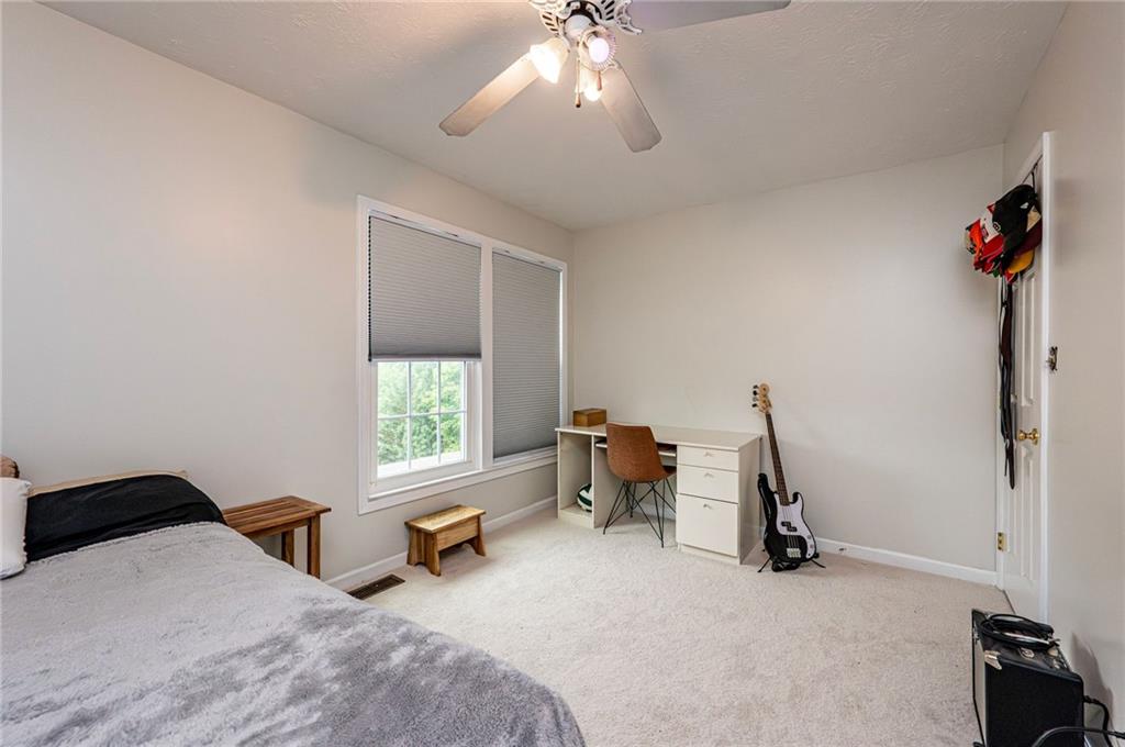 770 Altman Street Irwin, PA 15642 - Photo 33 of 39