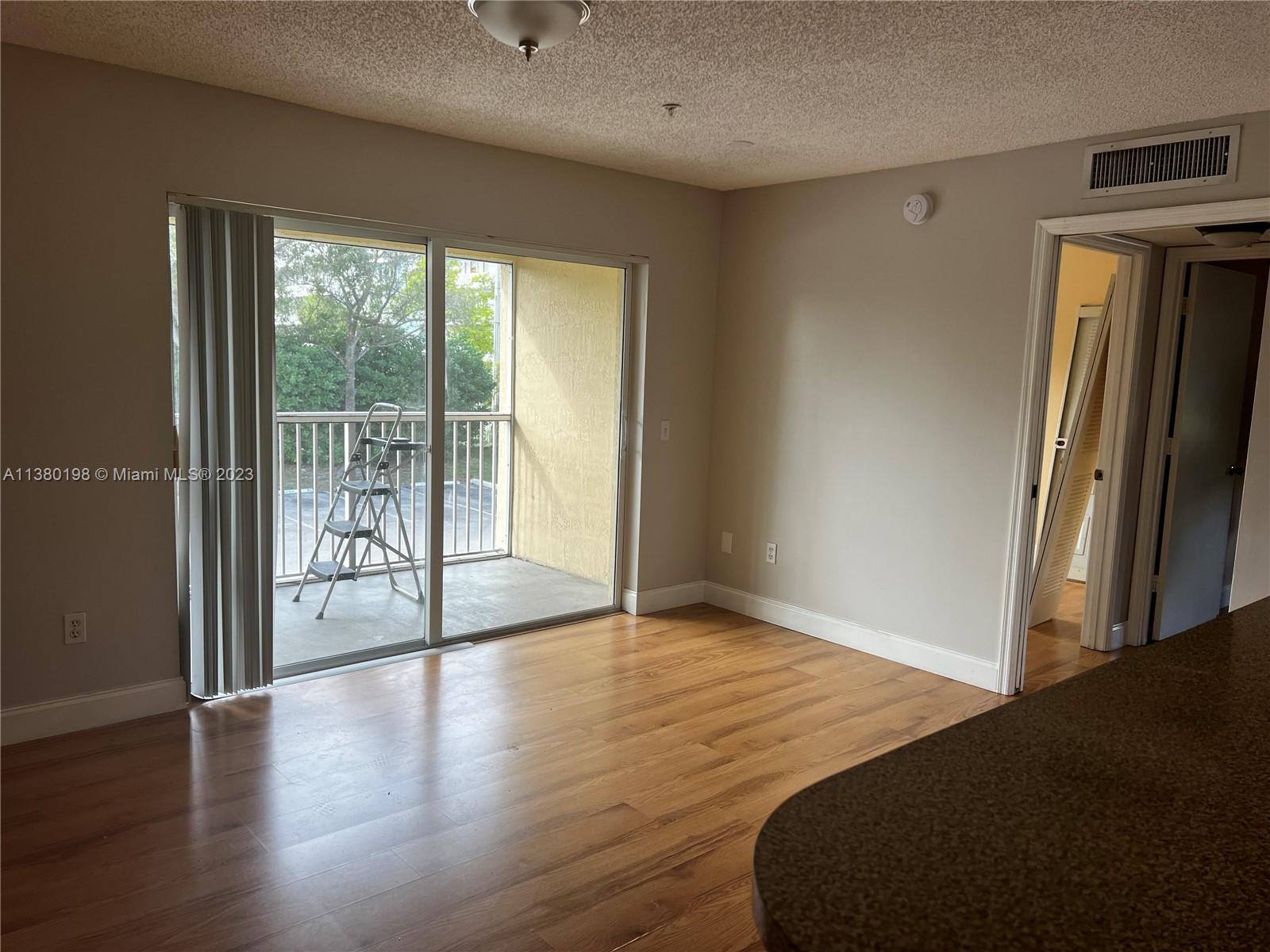 440 South Park Road, Unit 4201 Hollywood, FL 33021 - Photo 5 of 9 Gallery Image 5