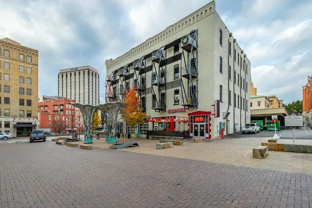 $1,399,000 | 117 East 7th Street, Unit 902A, Chattanooga, TN 37402