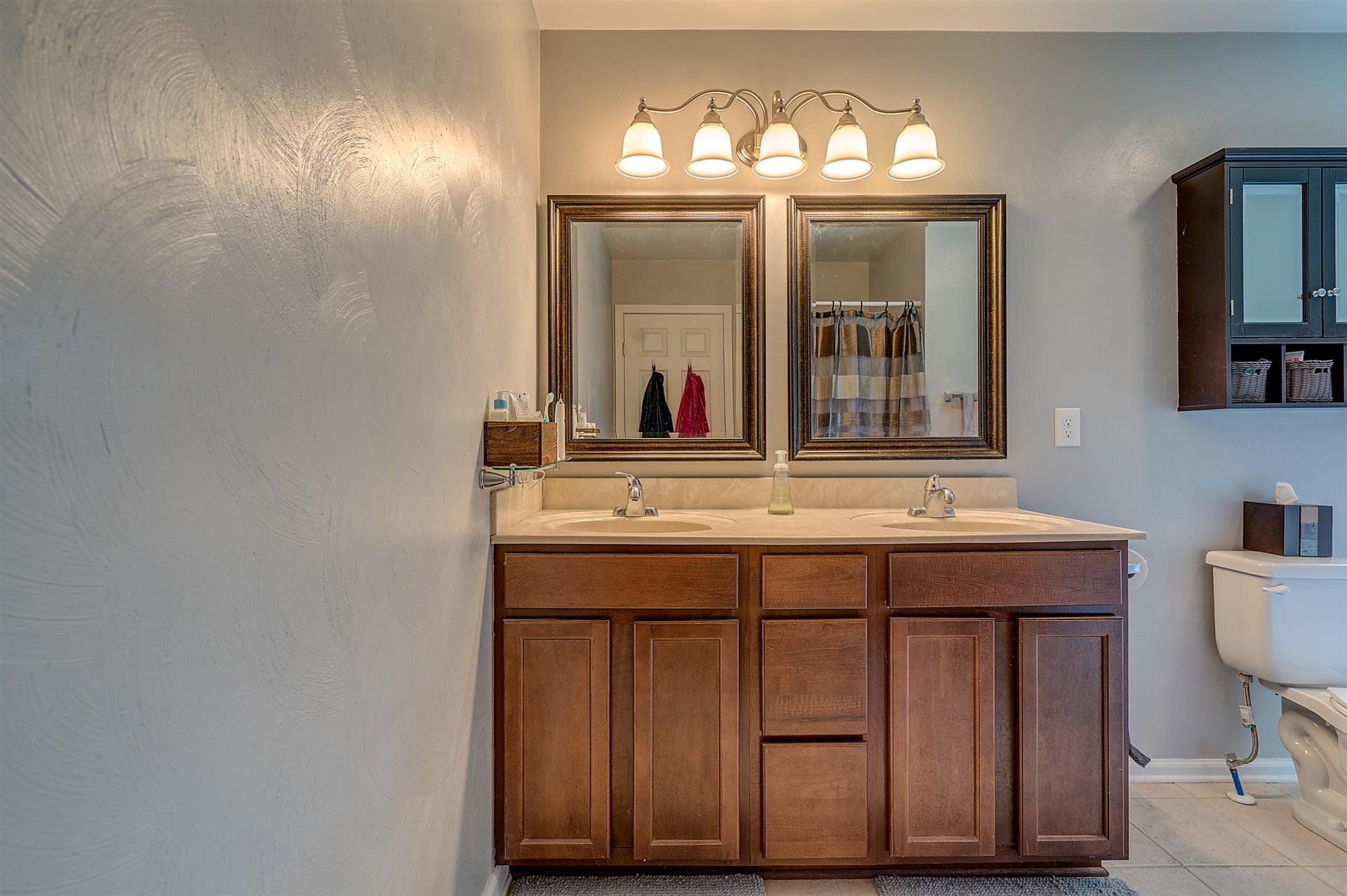 1025 Longview Road Roanoke, VA 24018 - Photo 14 of 36 14-DSC00321_2_3_4_5