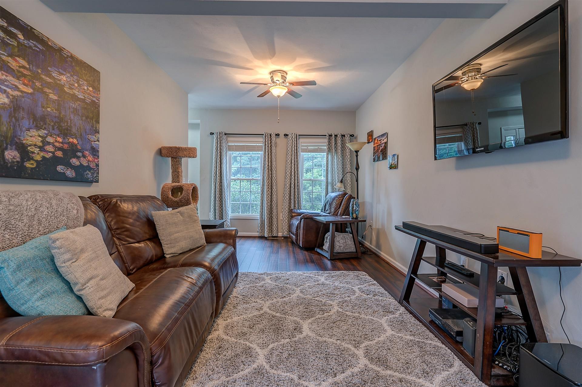 1025 Longview Road Roanoke, VA 24018 - Photo 4 of 36 04-DSC00226_27_28_29_30