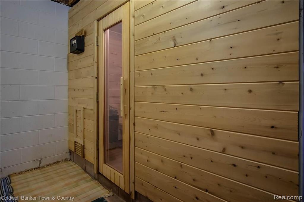 7105 West Allen Road Fowlerville, MI 48836 - Photo 23 of 33