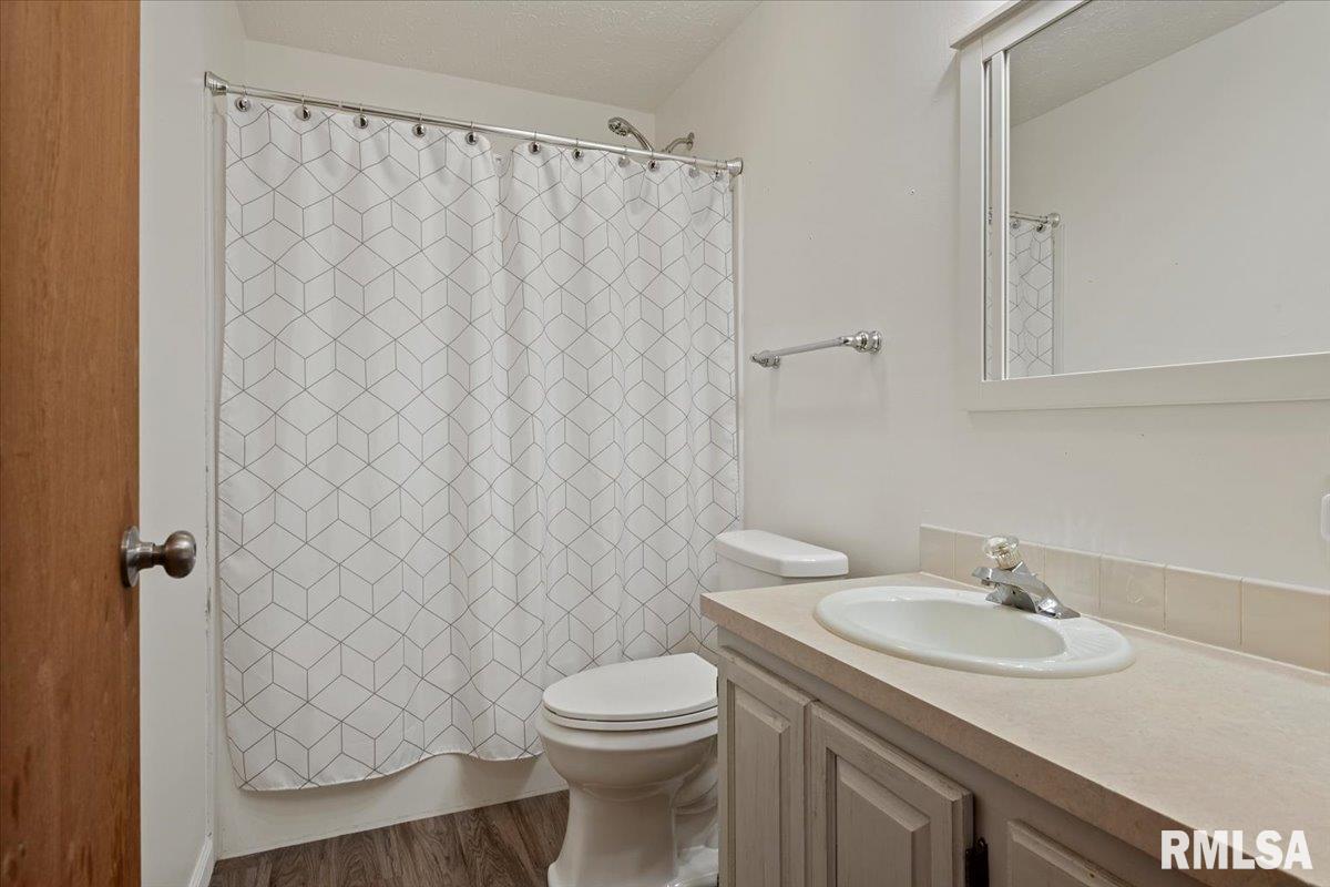 301 Buttercup Drive Athens, IL 62613 - Photo 27 of 31