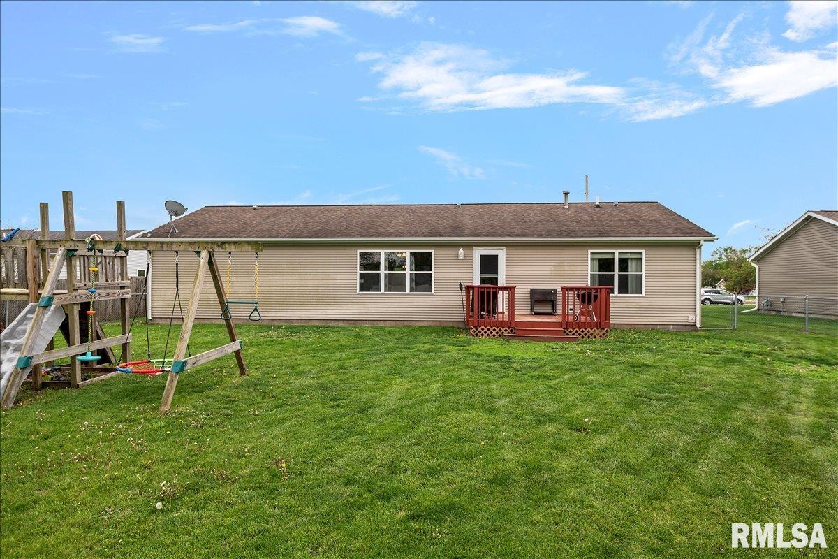 301 Buttercup Drive Athens, IL 62613 - Photo 30 of 31