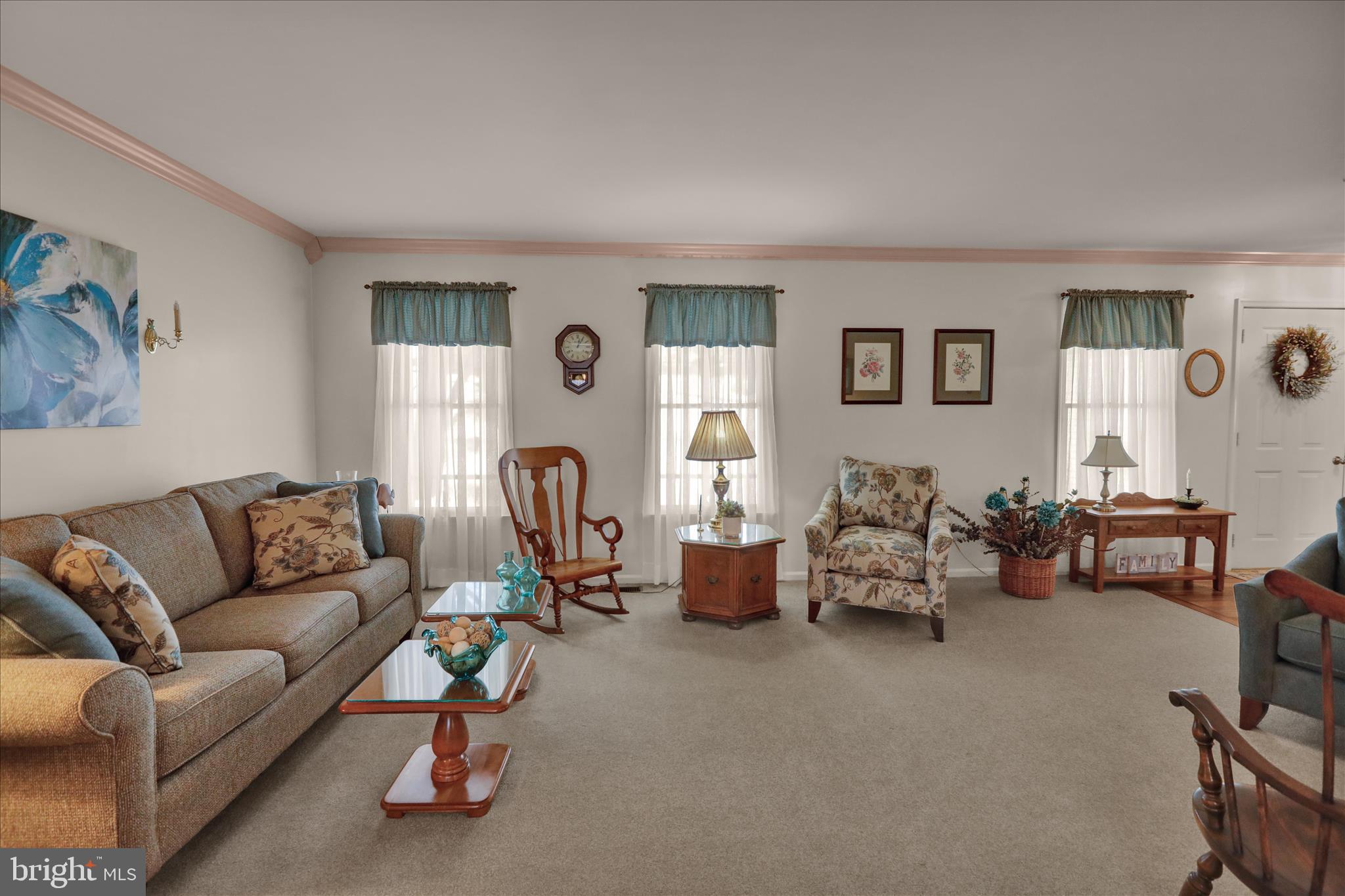 840 Shelbourne Road Reading, PA 19606 - Photo 4 of 30 360_2362