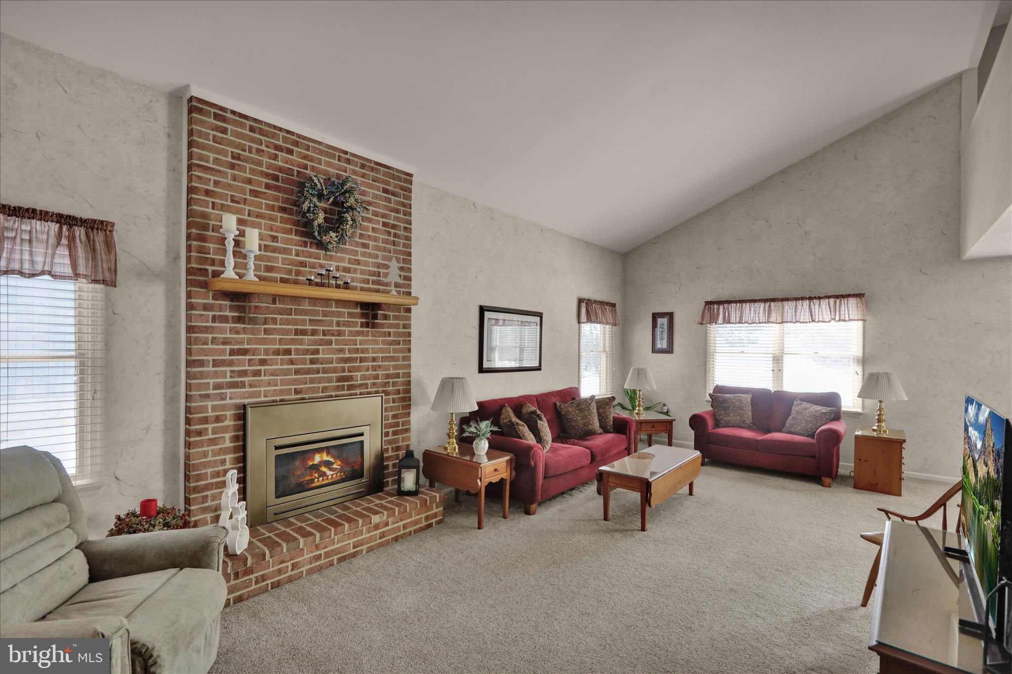 840 Shelbourne Road Reading, PA 19606 - Photo 8 of 30 360_2307