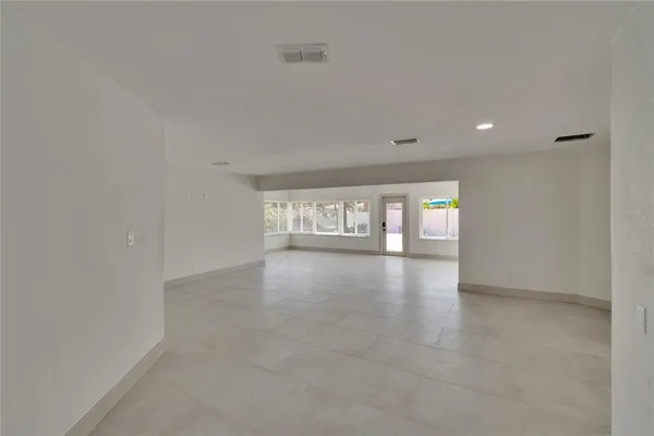 $5,995 | 1492 Sea Gull Drive South, South Pasadena, FL 33707