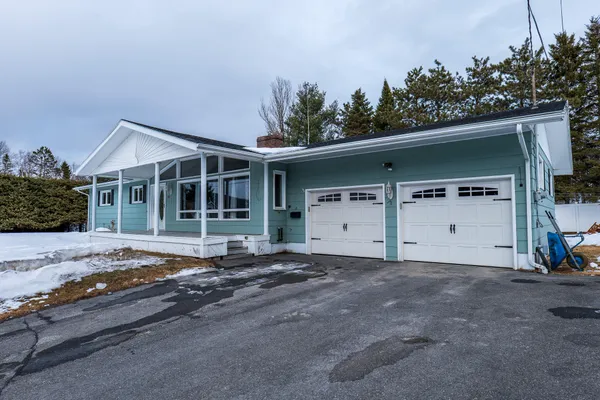 $259,900 | 164 Hillcrest Avenue, Madawaska, ME 04756