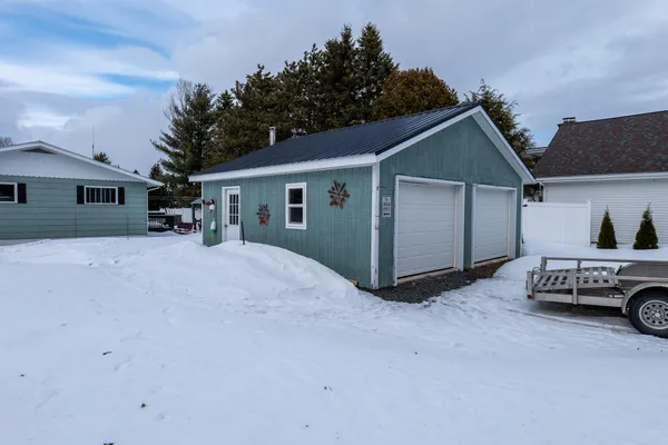$244,900 | 164 Hillcrest Avenue, Madawaska, ME 04756
