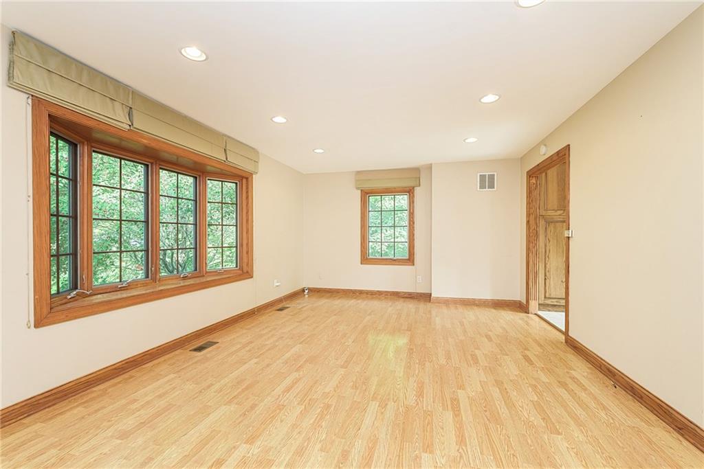 820 Alwyne Road Carmel, IN 46032 - Photo 11 of 48 Gallery Image 11