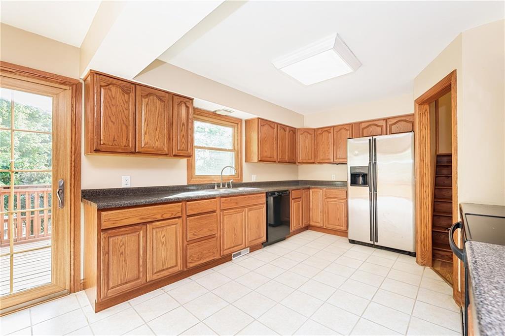 820 Alwyne Road Carmel, IN 46032 - Photo 17 of 48 Gallery Image 17