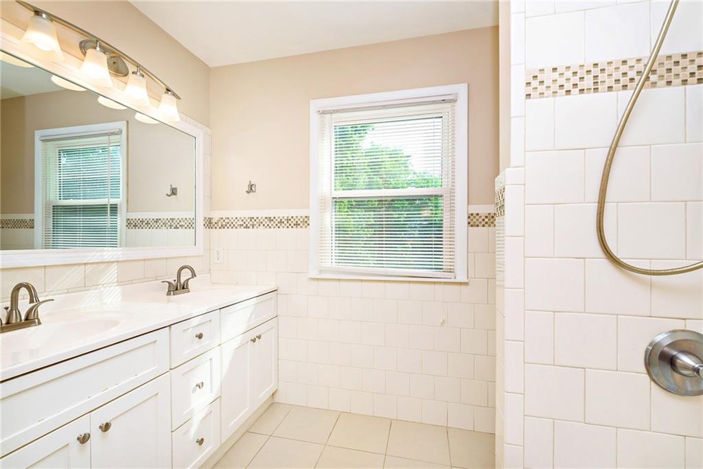 820 Alwyne Road Carmel, IN 46032 - Photo 32 of 48 Gallery Image 32