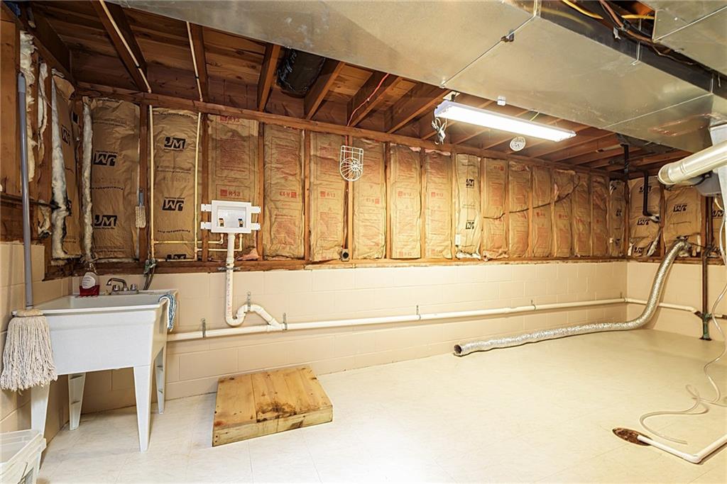 820 Alwyne Road Carmel, IN 46032 - Photo 39 of 48 Gallery Image 39