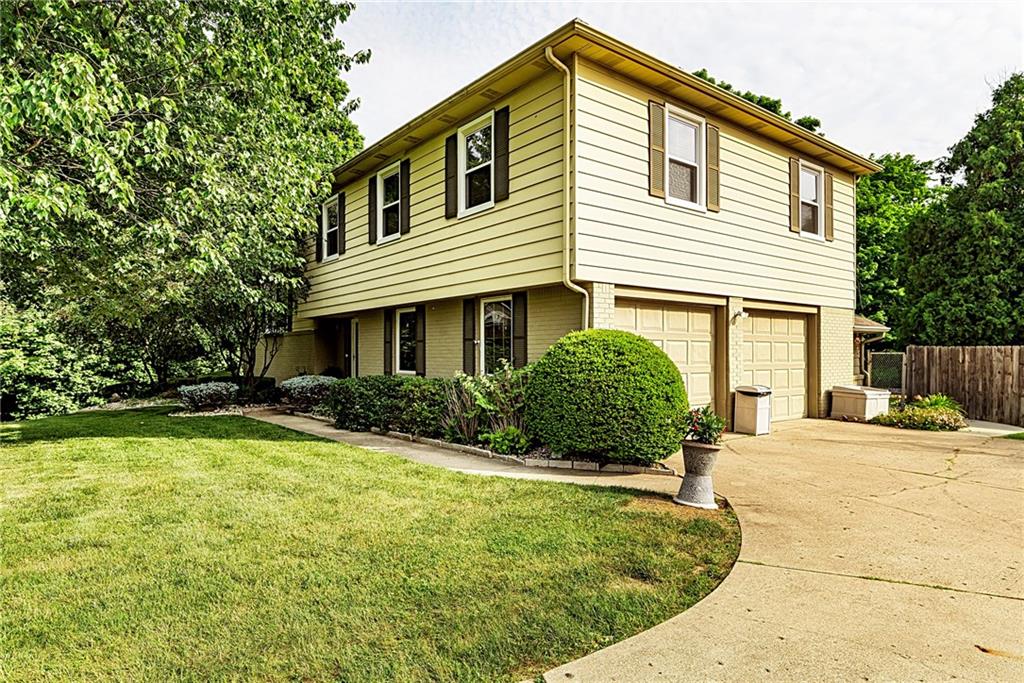 820 Alwyne Road Carmel, IN 46032 - Photo 5 of 48 Gallery Image 5