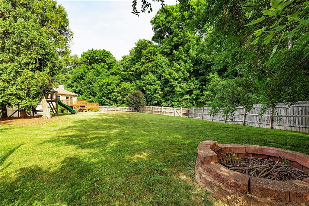 820 Alwyne Road Carmel, IN 46032 - Photo 47 of 48 Gallery Image 47