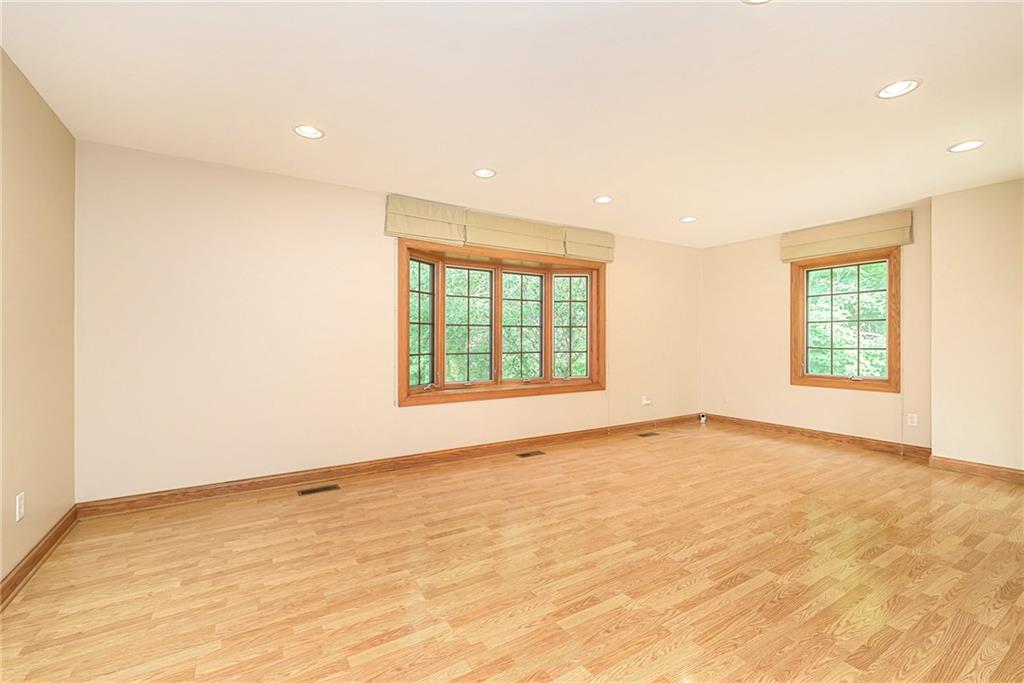 820 Alwyne Road Carmel, IN 46032 - Photo 10 of 48 Gallery Image 10