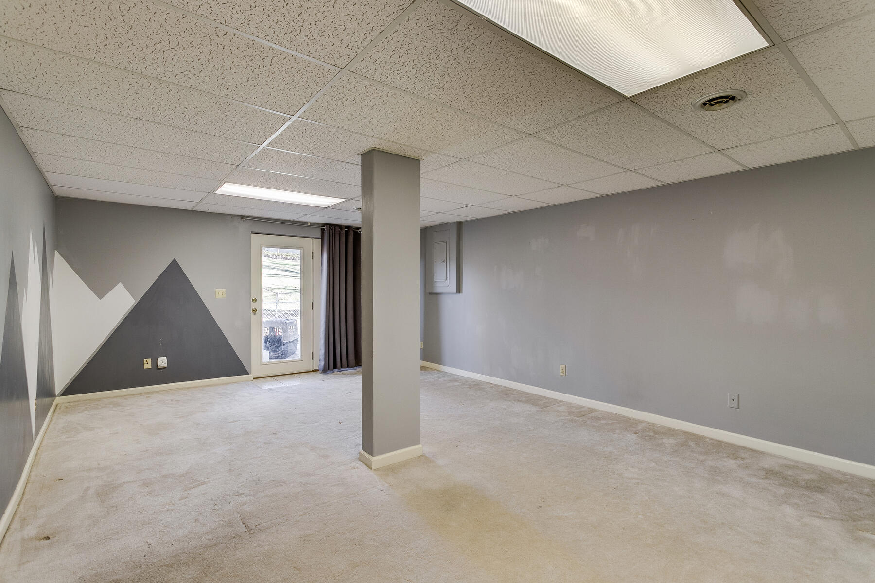 1105 Chippendale Road Kingsport, TN 37660 - Photo 33 of 40 033
