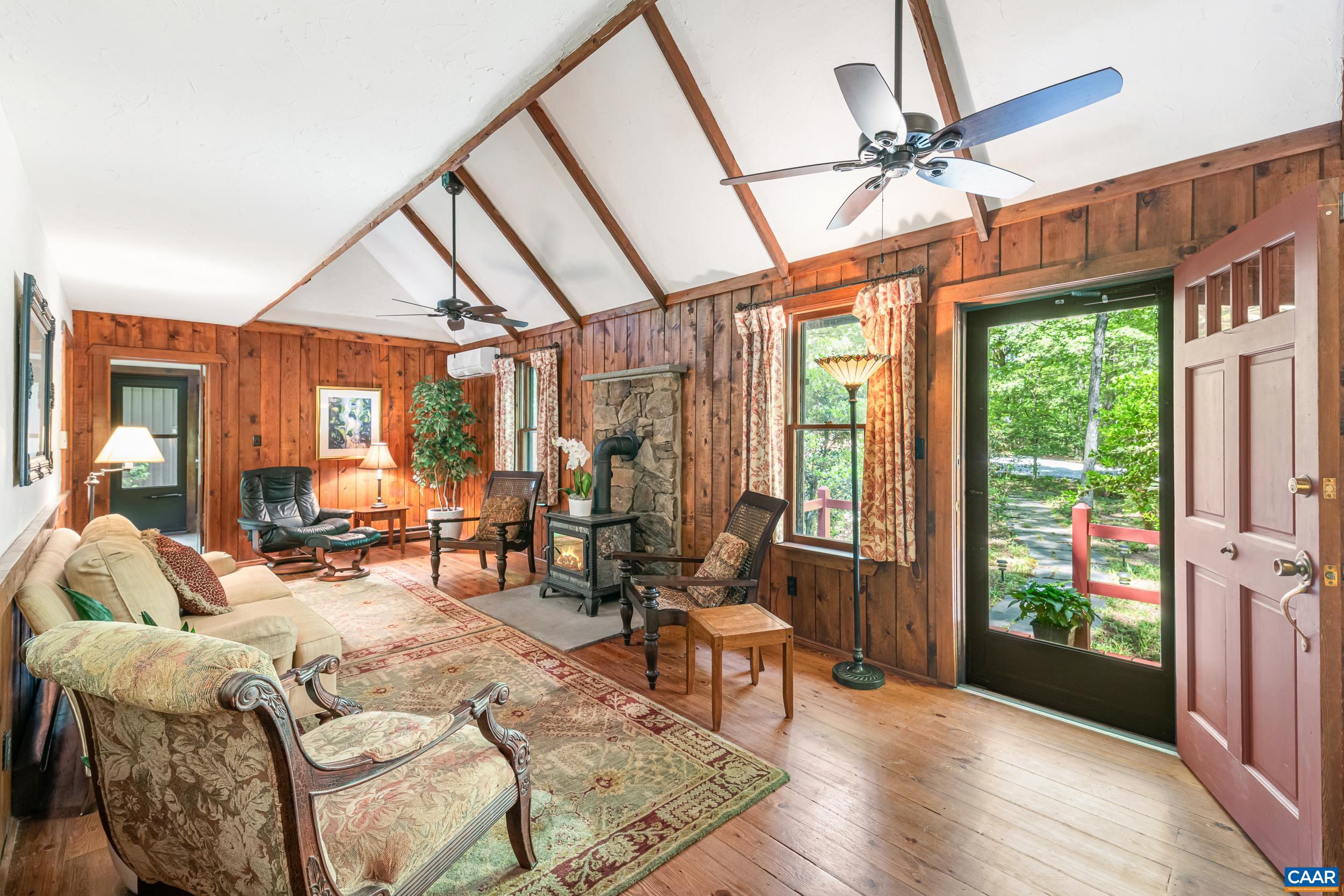 3939 Buck Island Road Charlottesville, VA 22902 - Photo 3 of 74 Living Rm w/Vaulted Ceiling