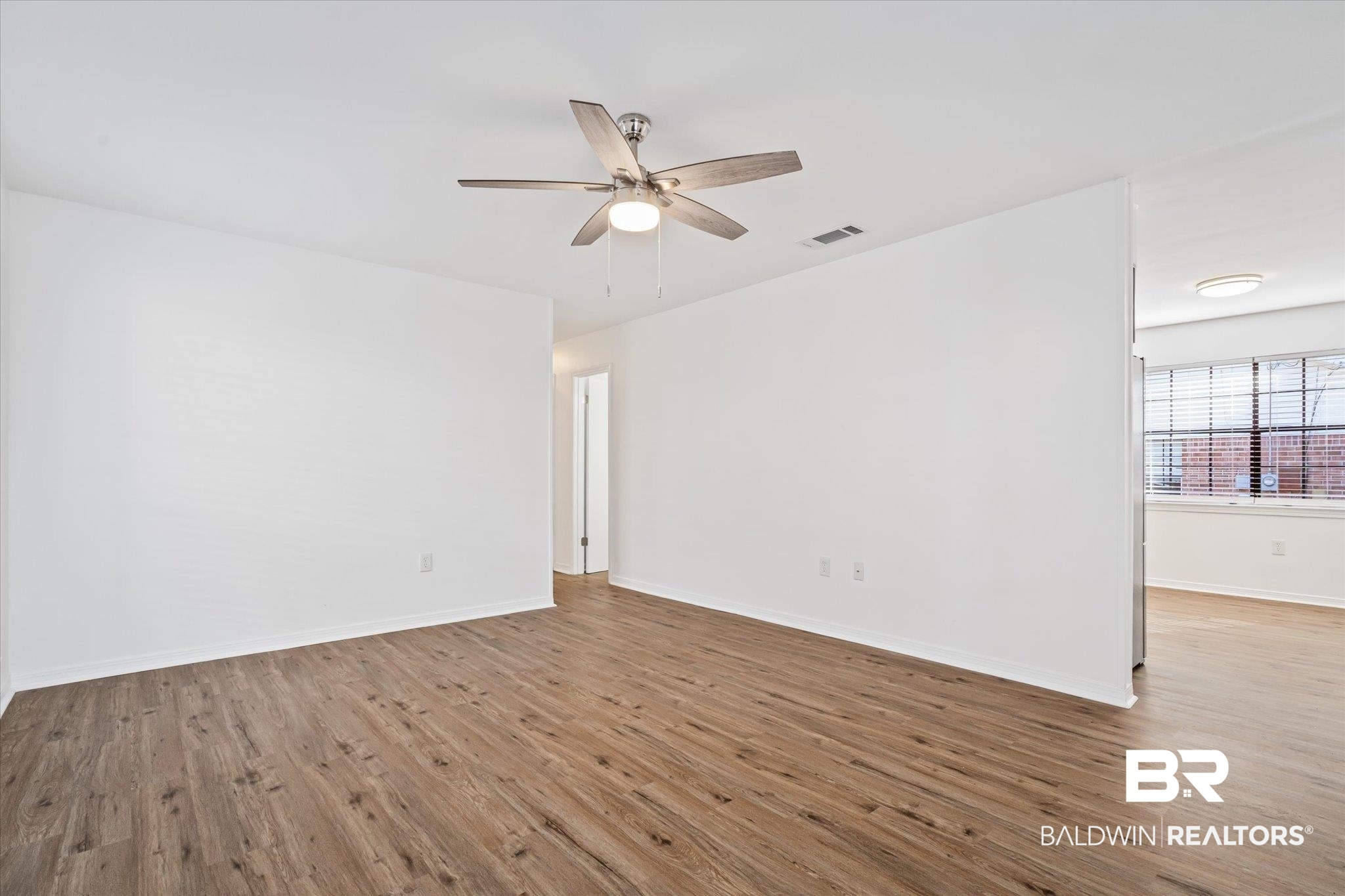 1107 McNeil Avenue Mobile, AL 36609 - Photo 4 of 20