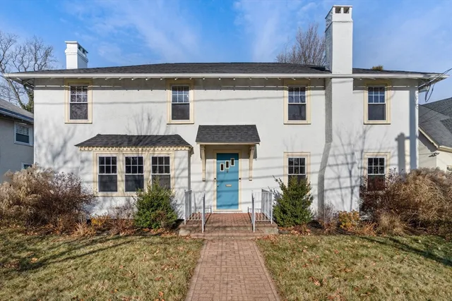 $3,900 | 312 Edge Hill Road, Unit 2, Milton, MA 02186