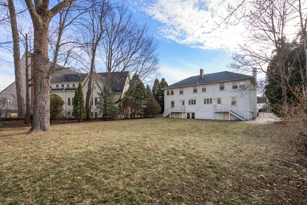 312 Edge Hill Road, Unit 2 Milton, MA 02186 - Photo 2 of 7