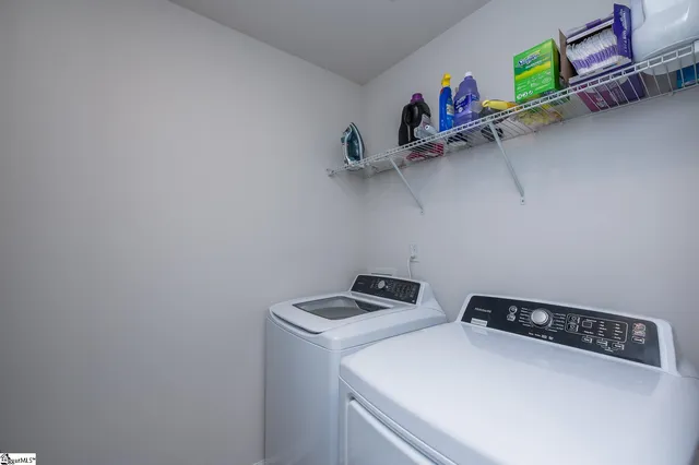 $285,000 | 10 Leander Drive, Greer, SC 29651