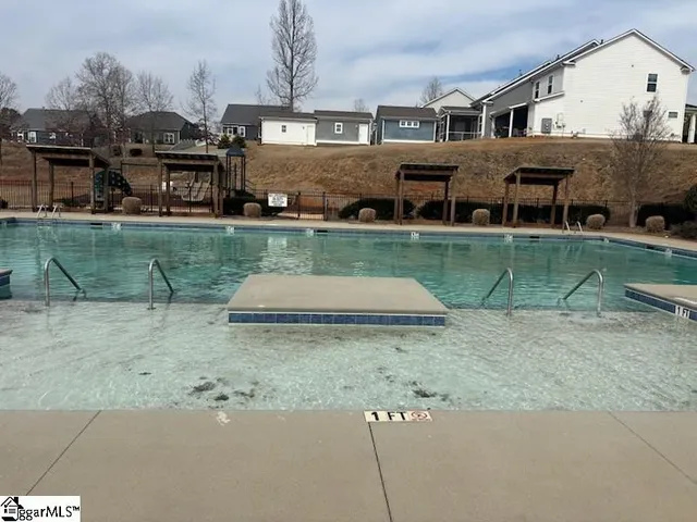 $285,000 | 10 Leander Drive, Greer, SC 29651