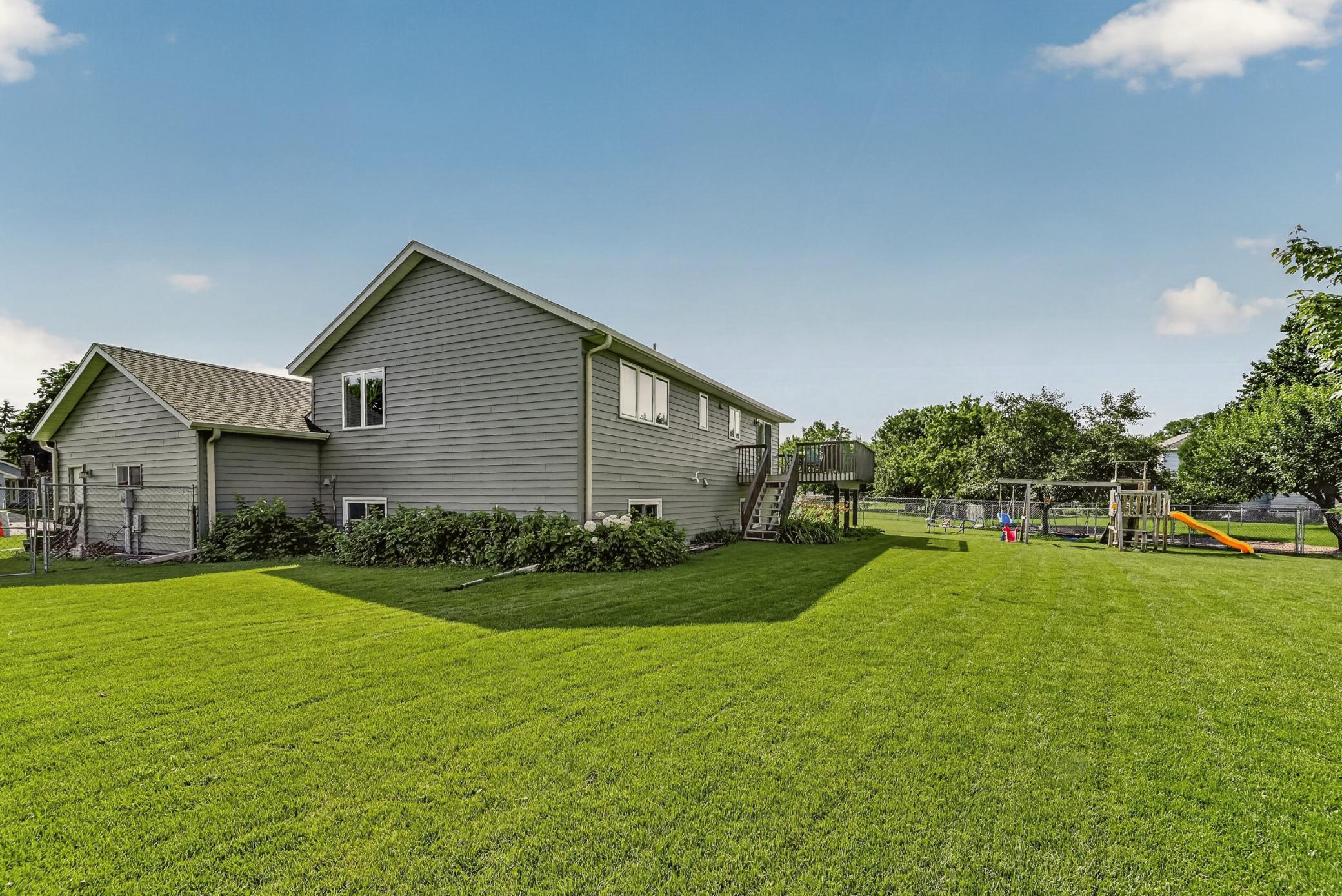 5319 Highgrove Lane Northwest Rochester, MN 55901 - Photo 27 of 30