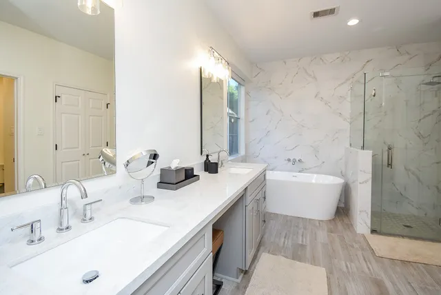 $6,000 | 5926 Brook Bend Drive, Sugar Land, TX 77479