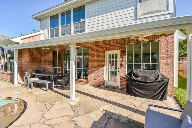 $6,000 | 5926 Brook Bend Drive, Sugar Land, TX 77479