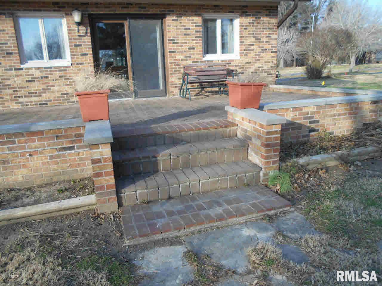 100 Fox Creek Road Flora, IL 62839 - Photo 23 of 48