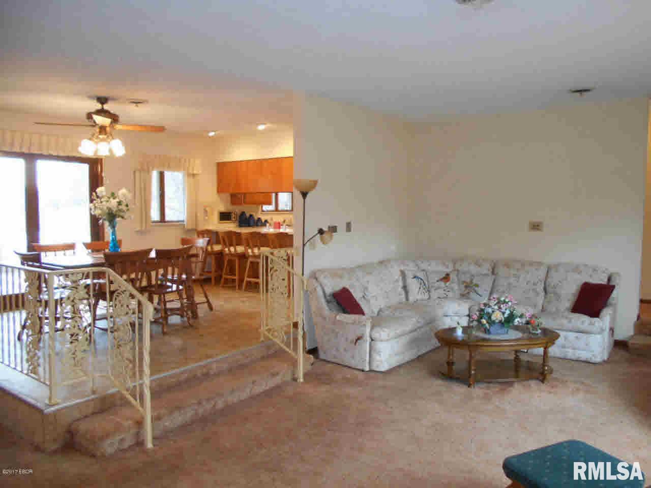 100 Fox Creek Road Flora, IL 62839 - Photo 36 of 48
