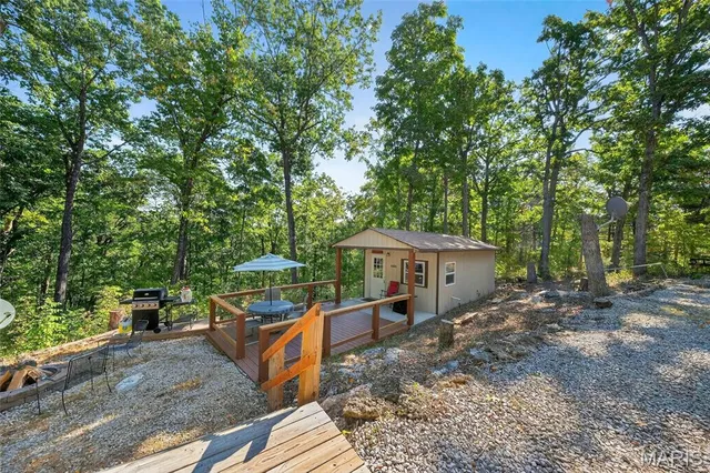 $79,900 | 36 Rocky Ridge, New Florence, MO 63363