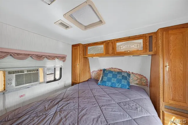 $79,900 | 36 Rocky Ridge, New Florence, MO 63363