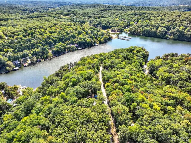 $79,900 | 36 Rocky Ridge, New Florence, MO 63363