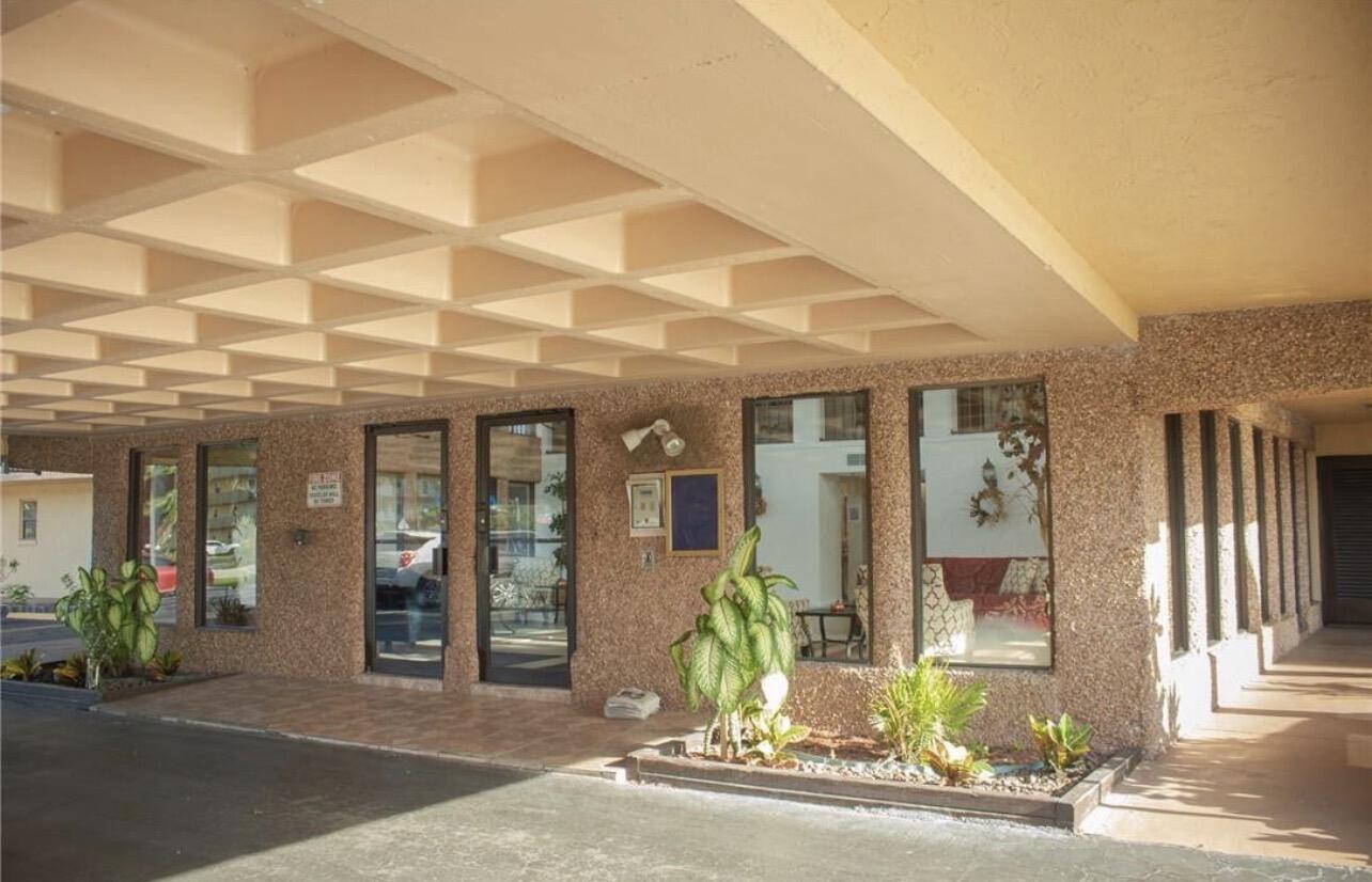 9370 Southwest 8th Street, Unit 117 Boca Raton, FL 33428 - Photo 14 of 27 IMG_0655