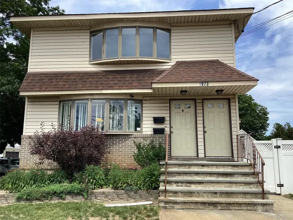$3,400 | 1973 Bellmore Avenue, Bellmore, NY 11710