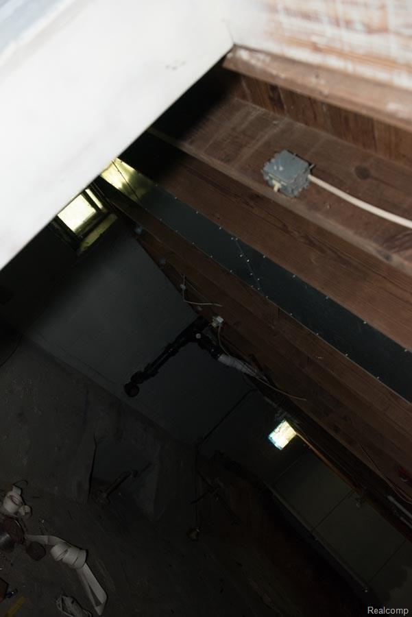 10740 Wayne Road Livonia, MI 48150 - Photo 36 of 44 Wayne -40.jpg