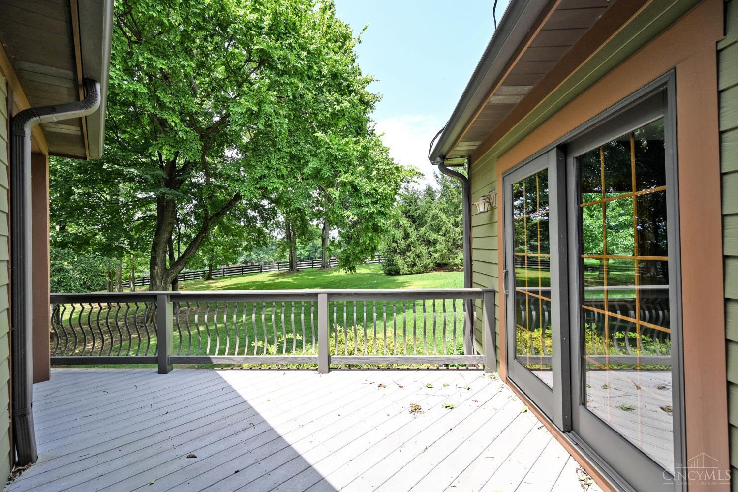 41 Locust Hill Road Cincinnati, OH 45245 - Photo 68 of 84 Gallery Image 68