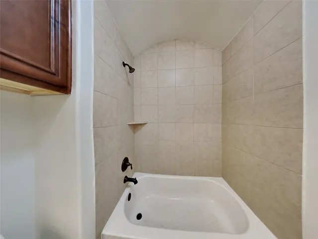 $1,980 | 10224 Forest Glade Court, Conroe, TX 77385