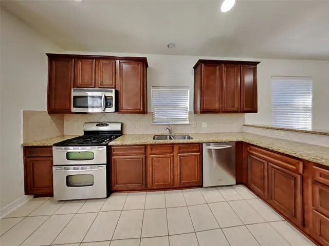 $1,980 | 10224 Forest Glade Court, Conroe, TX 77385