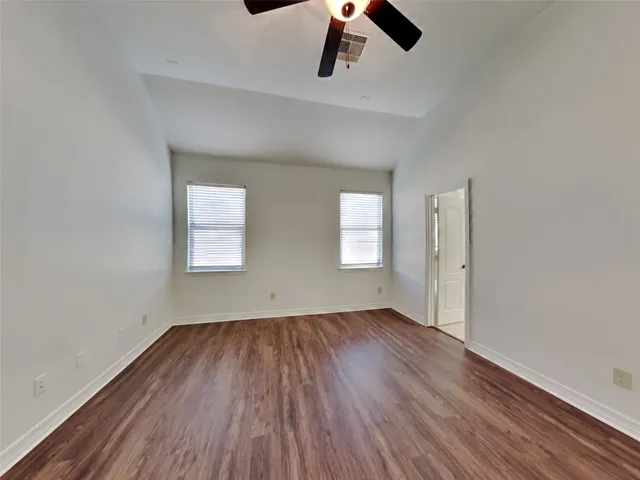 $1,980 | 10224 Forest Glade Court, Conroe, TX 77385