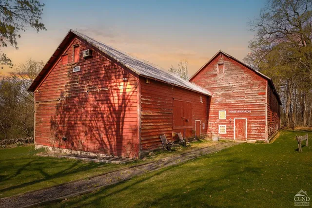 $995,000 | 52 Allhusen Road, Plattekill, NY 12561