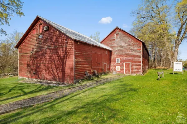 $995,000 | 52 Allhusen Road, Plattekill, NY 12561