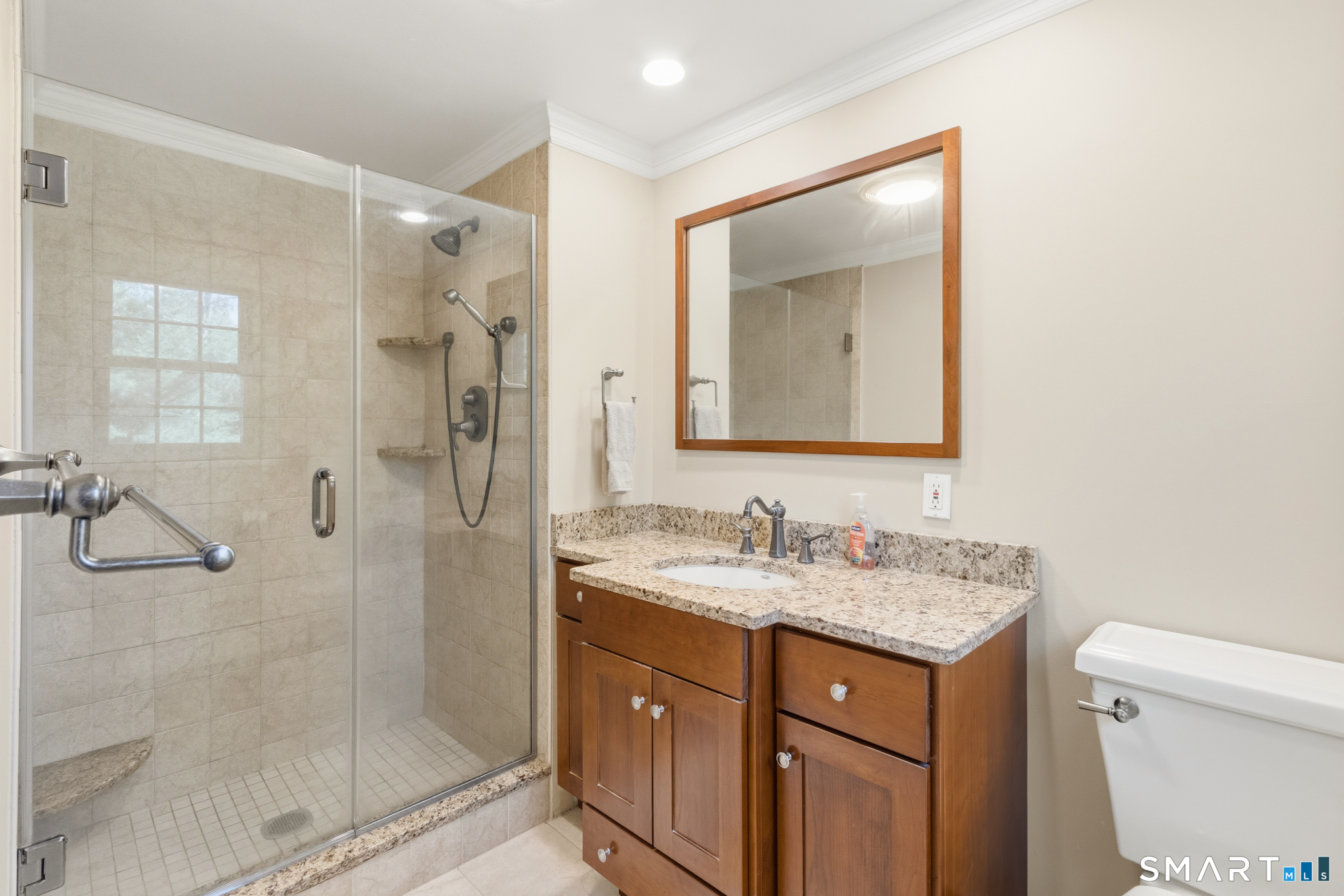 169 Tom Swamp Road Hamden, CT 06518 - Photo 26 of 40