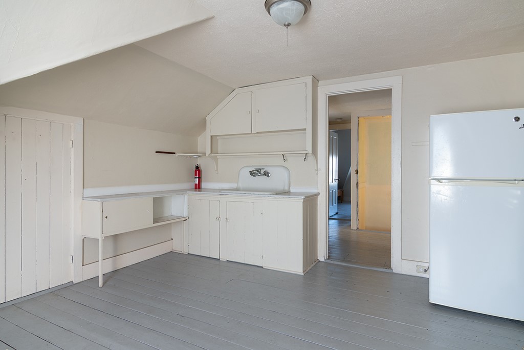 388 Child Street Warren, RI 02885 - Photo 17 of 37