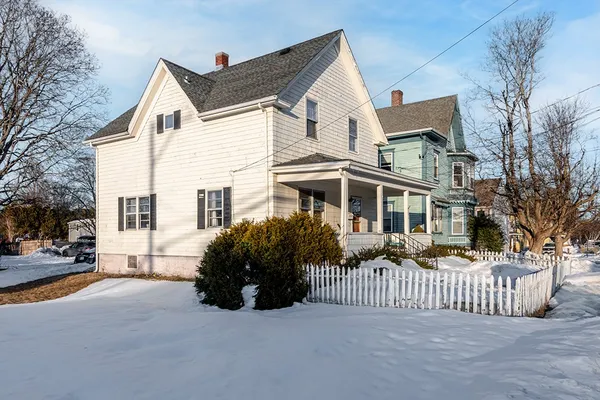 $899,000 | 388 Child Street, Warren, RI 02885